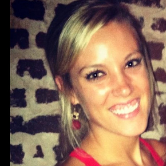 Meet your Posher, Harriette - Picture 1 of 1